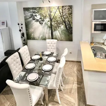 Mijas Costa - Beachside Apartment-c Apartamento *