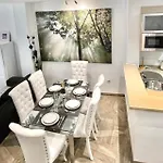 Mijas Costa - Beachside Apartment-c Lägenhet *
