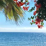 Mijas Costa - Beachside Apartment-c Sitio de Calahonda
